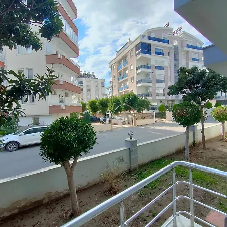 شقة 2+1 Havuzlu Genis Aile Icin Ideal *