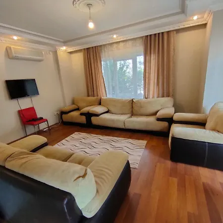 Apartament 2+1 Havuzlu Genis Aile Icin Ideal Antalya